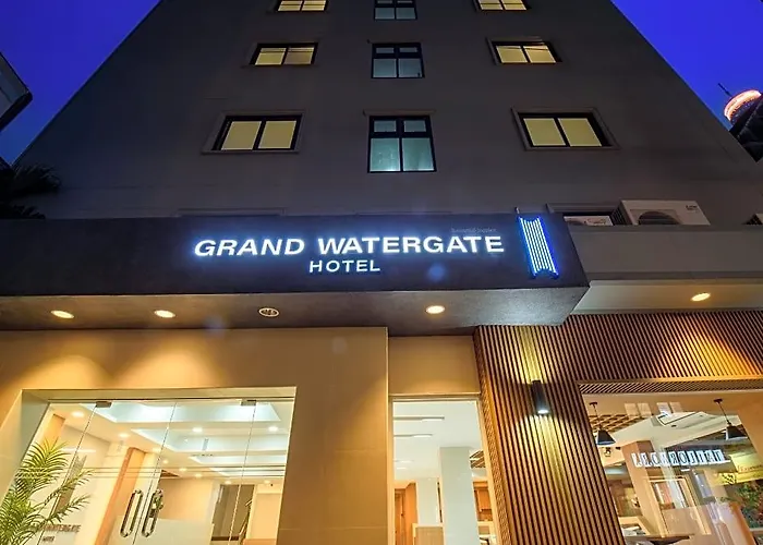 酒店 豪华水门酒店 曼谷